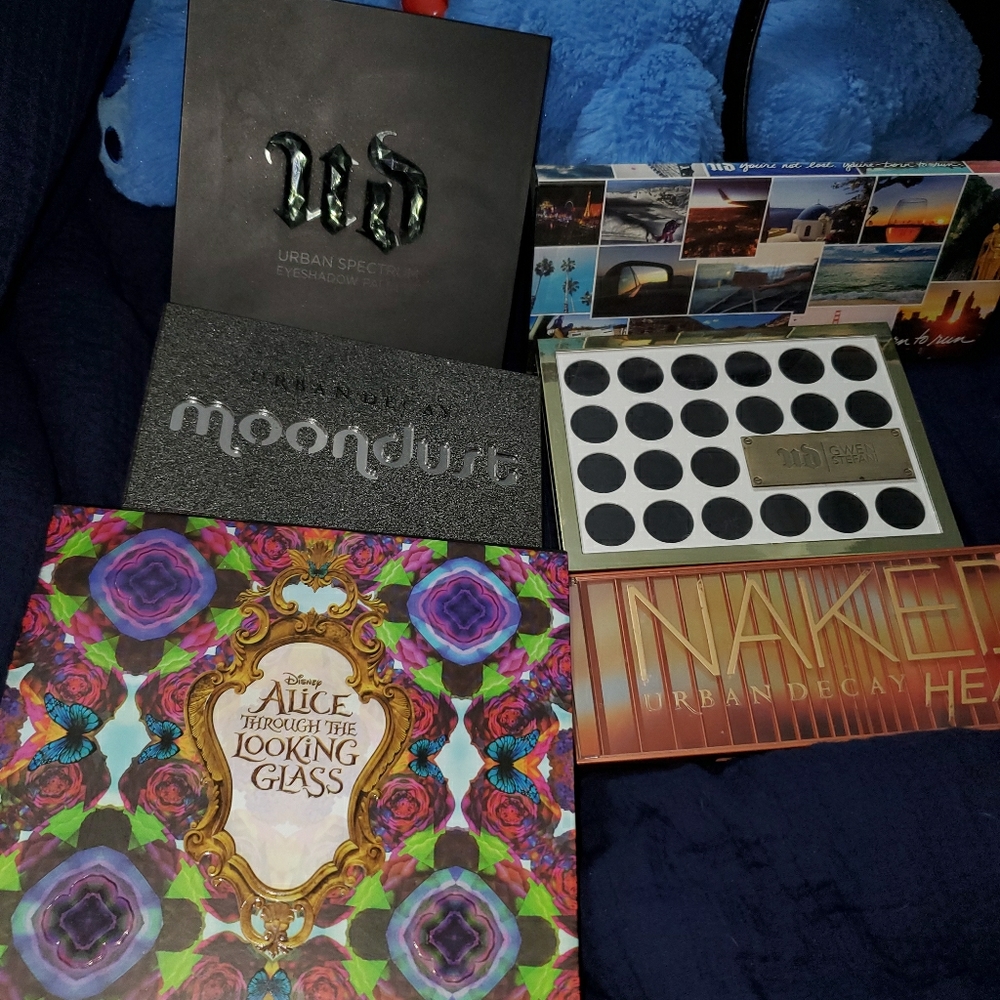Bundle of SIX Urban Decay Palettes